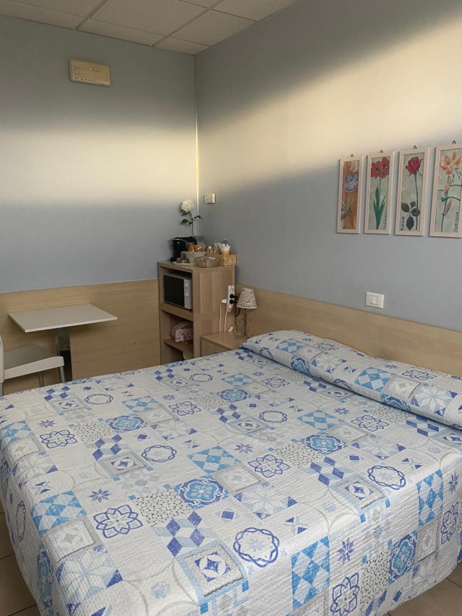 Il Chiesino Hotel Pontedera Buitenkant foto